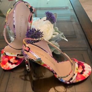 Like new Stuart Weitzman Floral Heel Sandals size 6 1/2